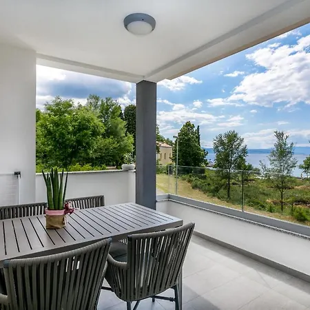 2a Partment Rukavina شقة