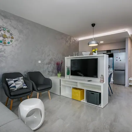 2a Partment Rukavina *