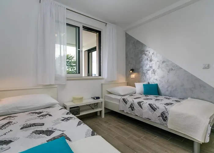 2a Partment Rukavina * Njivice